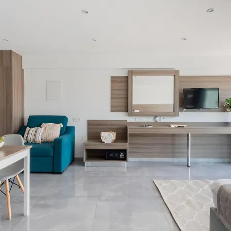 Cute And Ideal Holiday Home For Couples In Central Ayia Napa All Yours Apartment
