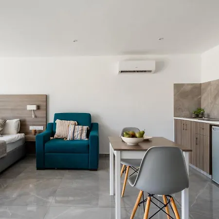 Cute And Ideal Holiday Home For Couples In Central Ayia Napa All Yours Appartamento *